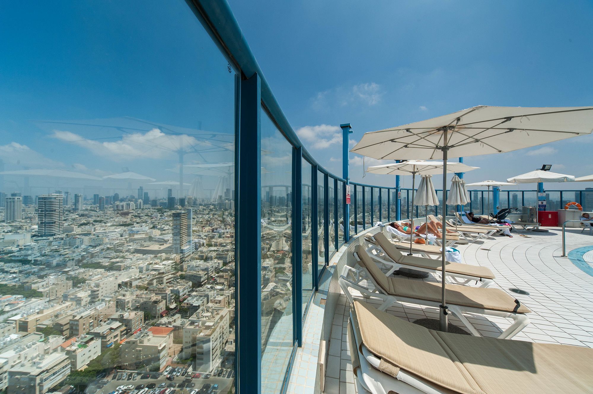 Excellent Beachfront Apt W/ Pool Access By Sea N' Rent Tel Aviv Eksteriør bilde