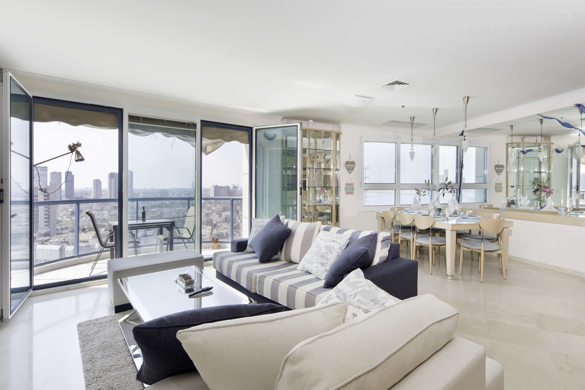 Excellent Beachfront Apt W/ Pool Access By Sea N' Rent Tel Aviv Eksteriør bilde
